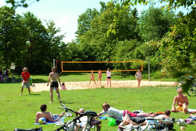 Grossansicht in neuem Fenster: Beachvolleyball