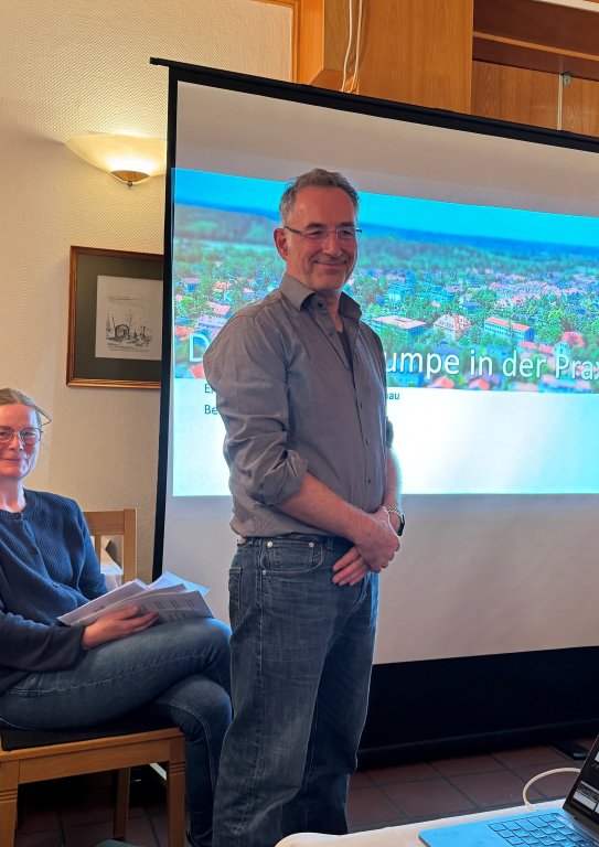 Redner Herr Keppler Vortrag Wärmepumpe